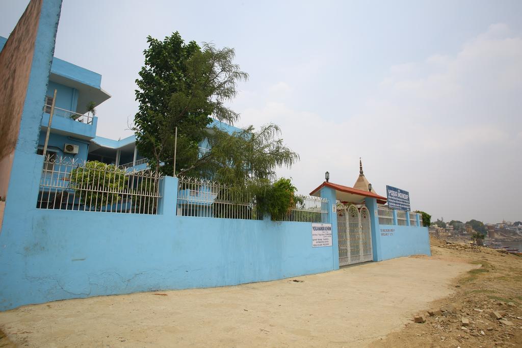 Sri Yoga Mandir Hotel Varanasi Exterior foto