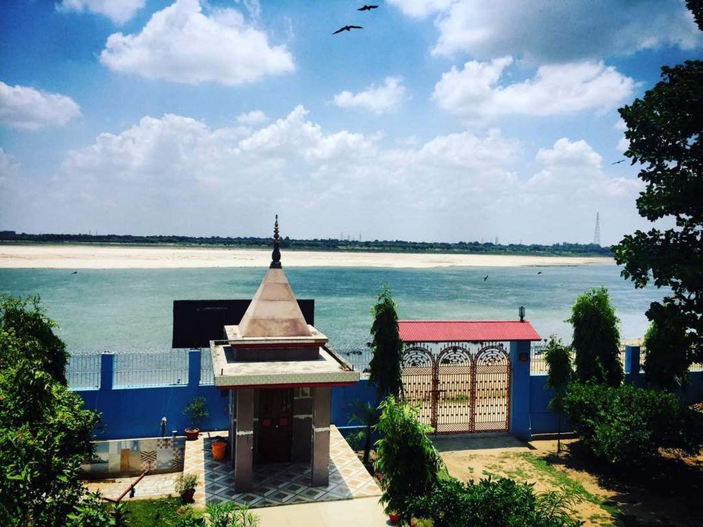 Sri Yoga Mandir Hotel Varanasi Exterior foto